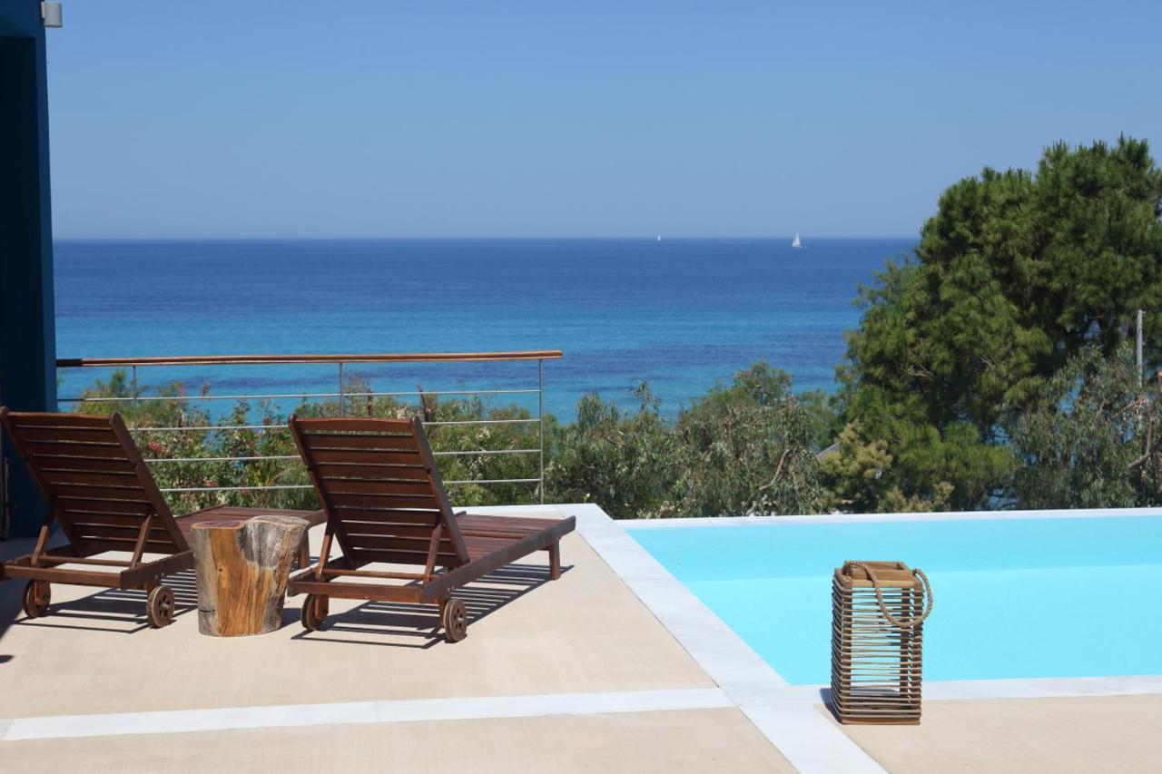Capro - Milos Bay Villas Áyios Nikítas 外观 照片