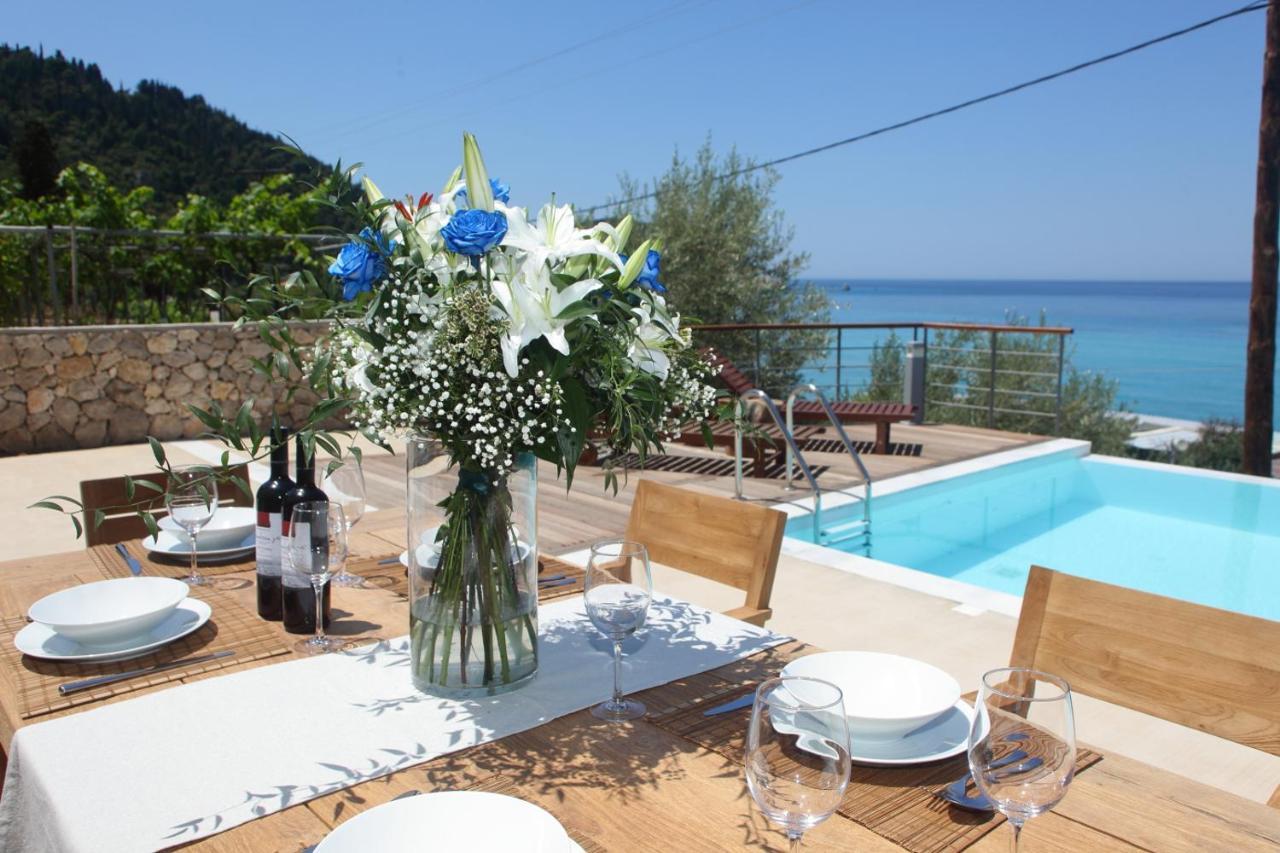 Capro - Milos Bay Villas Áyios Nikítas 外观 照片