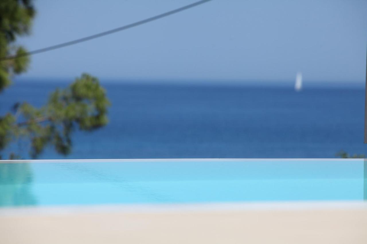 Capro - Milos Bay Villas Áyios Nikítas 外观 照片
