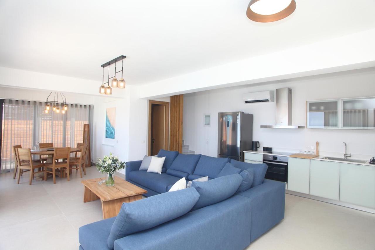 Capro - Milos Bay Villas Áyios Nikítas 外观 照片