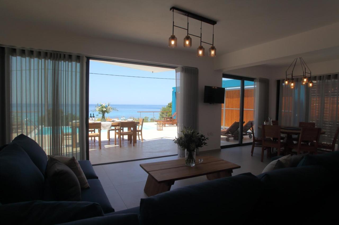 Capro - Milos Bay Villas Áyios Nikítas 外观 照片
