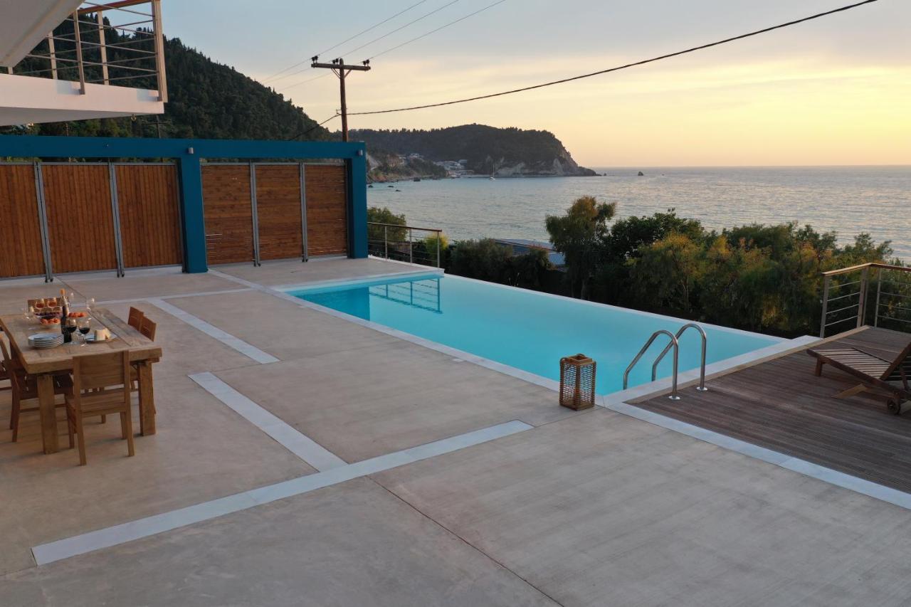 Capro - Milos Bay Villas Áyios Nikítas 外观 照片